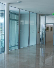 Showroom Fassade Referenzen Glasbau