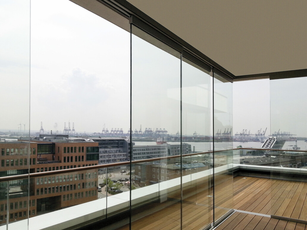 Schiebeanlage Glaswand Balkon
