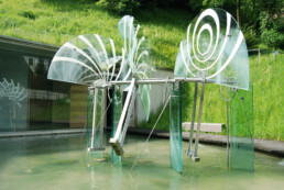 glaskunstwerk triple cascade - glasbau